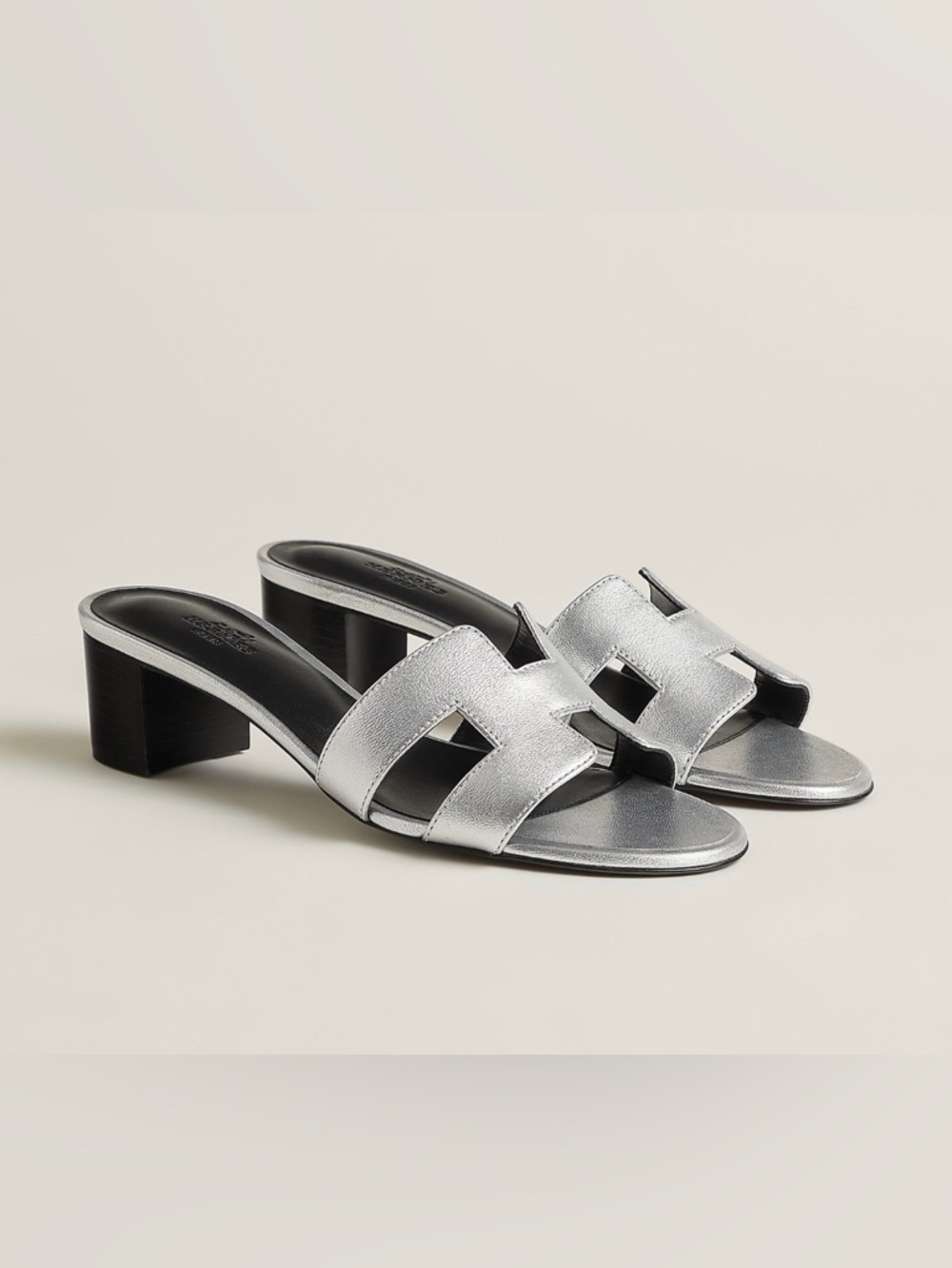 Hermes Oasis argent 
Size 38